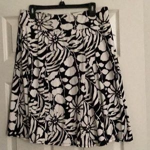 Liz Claiborne soft,flirty Skirt